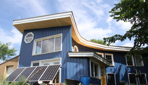 Living Off Grid in Wisconsin - Returning home, sustainably - Wisconsin native builds off-grid home